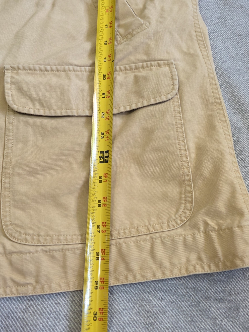 L.L. Bean Vintage 90s Khaki Utility Barn Chore Jacket with Brown Corduroy Collar - Picture 10 of 11